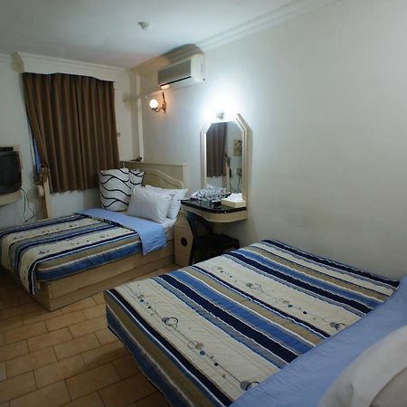Yi Yuan Hotel Taipéi Exterior foto
